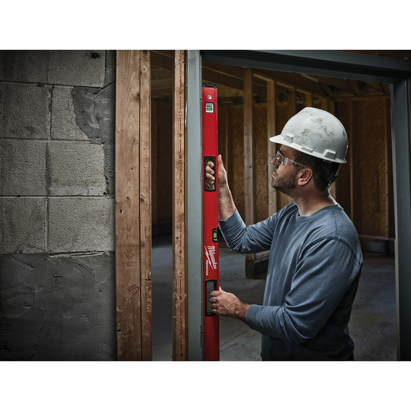 VATTENPASS BACKBONE MAG 120CM BACKBONET helt i metall. Kraft